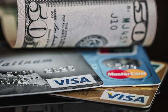 Modifiez la limite de votre carte via E-Banking